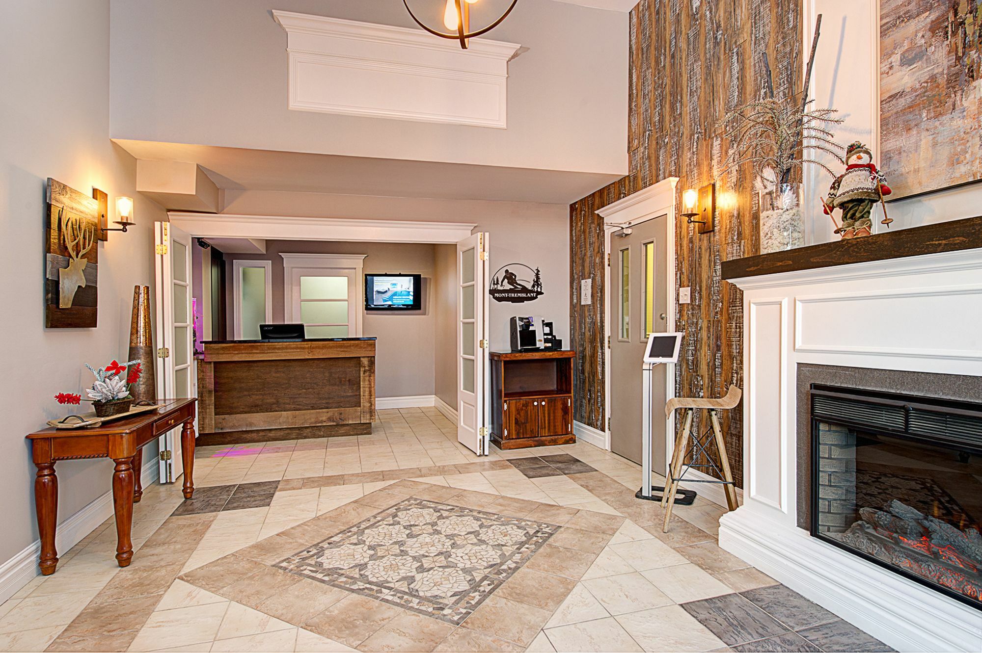 Hotel Vacances Tremblant Μοντ Τρεμπλάν Εξωτερικό φωτογραφία
